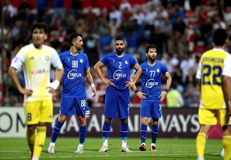 بررسی تغییرات موسیمانه در ترکیب استقلال مقابل الاهلی