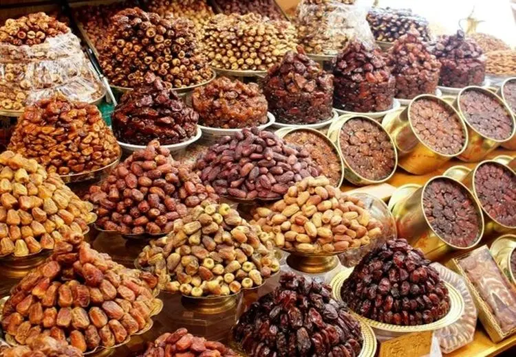 قیمت انواع خرما در بازار چند است؟