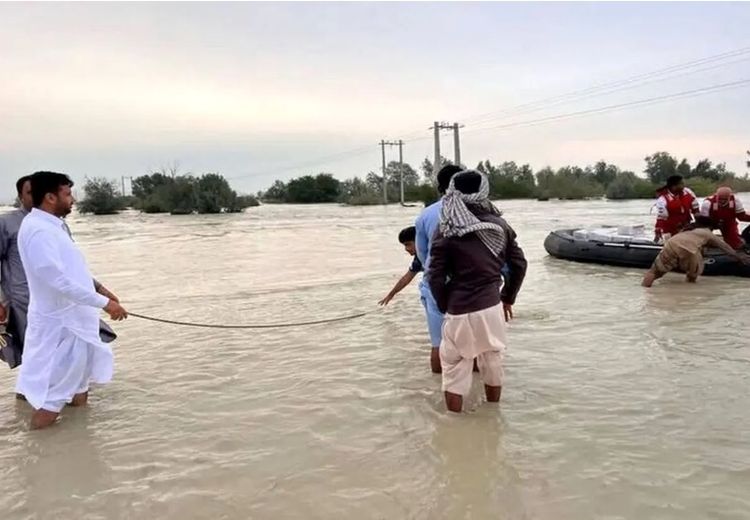 نماینده چابهار در مجلس: سیل سیستان‌وبلوچستان باعث شده فاضلاب با آب مصرفی قاطی شود، نگران بیماری‌های عفونی هستیم