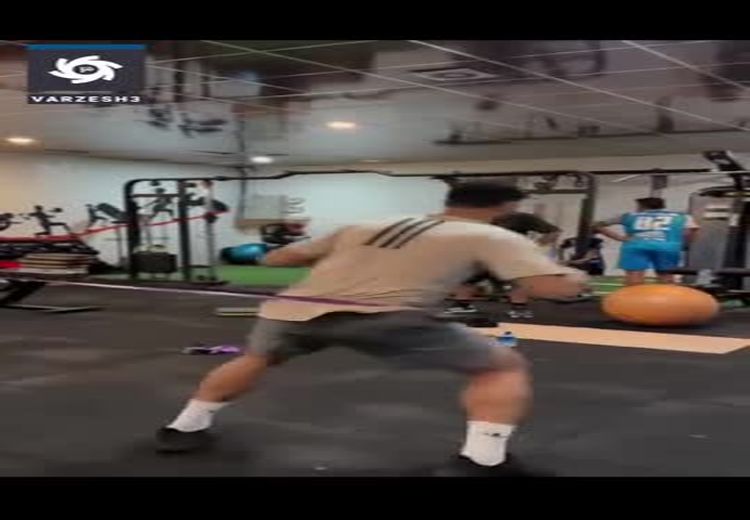 تصاویری از تمرین مهدی طارمی در بوشهر 