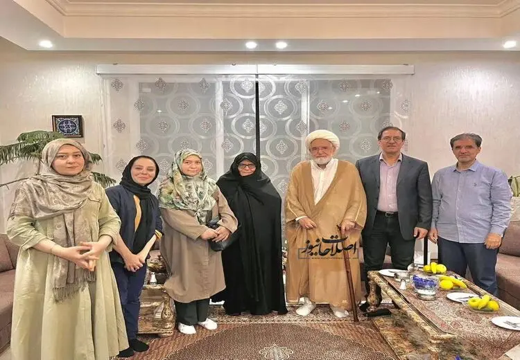 دیدلر مهدی کروبی با فرزندان میرحسین موسوی و زهرا رهنورد