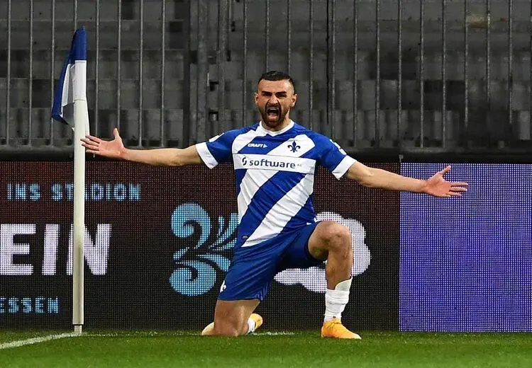 سردار دورسون مقابل الهلال عربستان بازی می‌کند