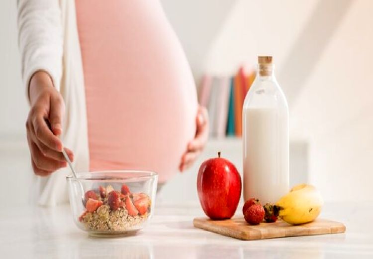 مادر باردار باید به اندازه دو نفر غذا بخورد؟