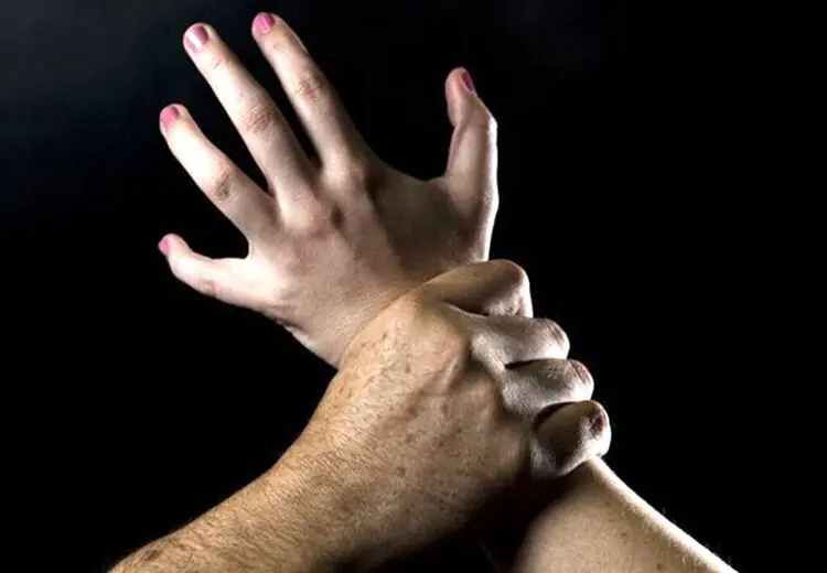 محاکمه مجدد مرد متجاوز با کشف دی‌ان‌ای روی شال دختر و رو شدن فایل صوتی