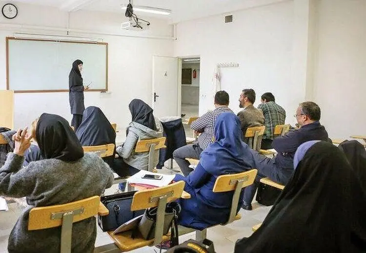امسال بیش از ۱۰۰۰ کد رشته دانشگاهی حذف شد