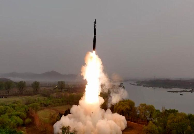 شلیک موشکهای بالستیک کروز توسط کره شمالی به سمت دریای ژاپن