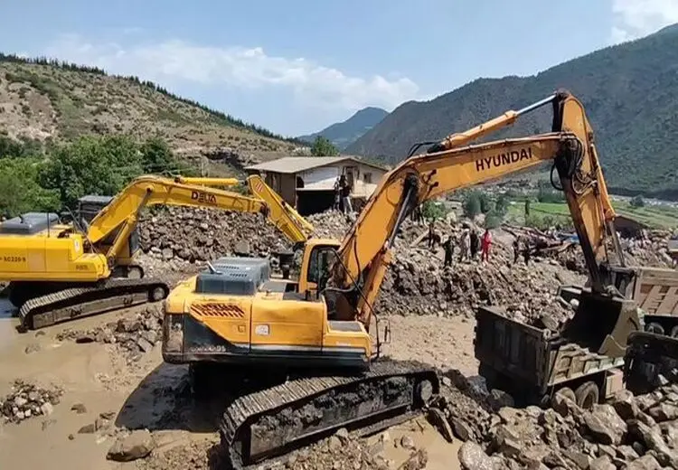 محور فیروزکوه تا اطلاع ثانوی مسدود است