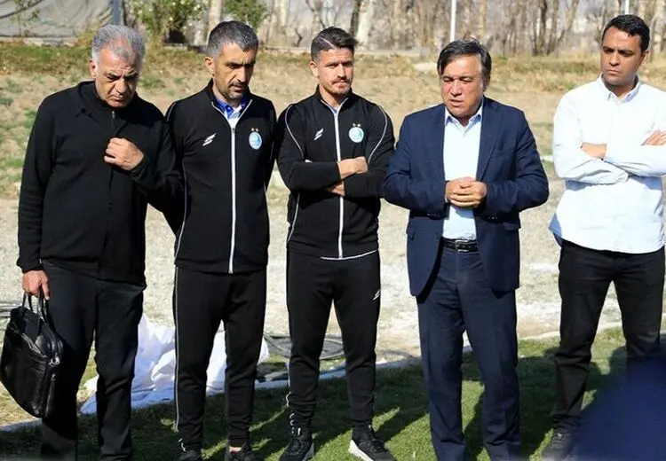 رونمایی از سرمربی جدید استقلال با حضور تاجرنیا