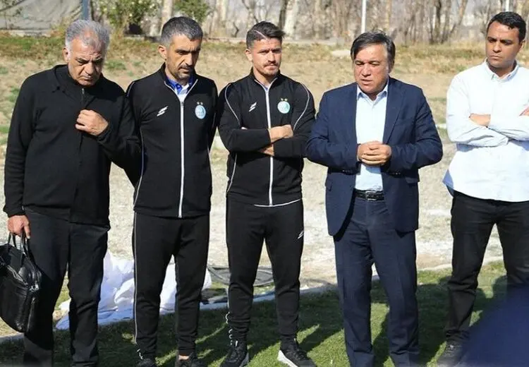 رونمایی از سرمربی جدید استقلال با حضور تاجرنیا