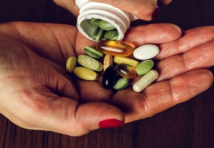 ۹ ویتامین ضروری برای بعد از ۳۰ سالگی زنان