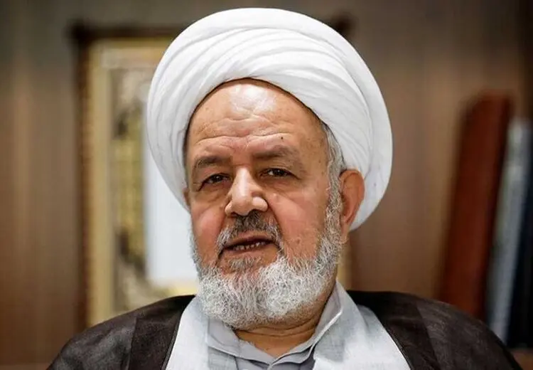 رئیس دفتر عقیدتی سیاسی فرماندهی کل قوا: باید مراقب زلنسکی‌های ایران باشیم