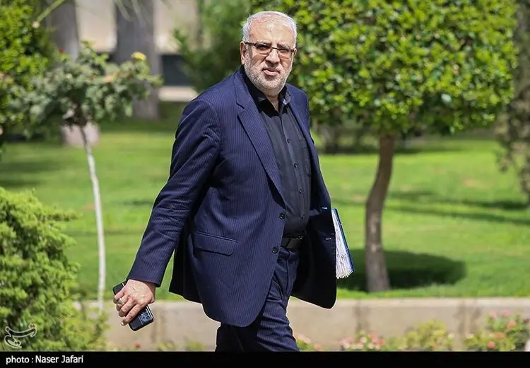 خبر وزیر نفت درباره بنزین شب عید