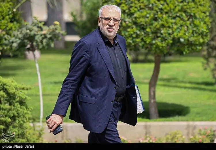 خبر وزیر نفت درباره بنزین شب عید