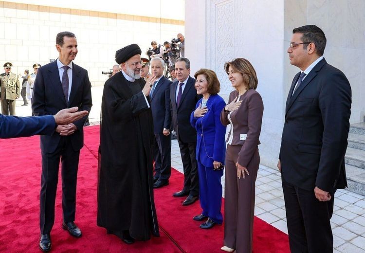 واکنش احمد زیدآبادی به عکس  احوالپرسی رییسی با زنان بی‌حجاب ‌سوریه‌ای