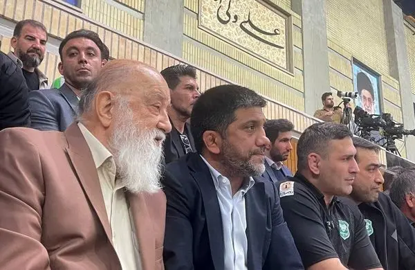 جویباری‌ها با نام خادم، دبیر را سکه یک پول کردند + فیلم