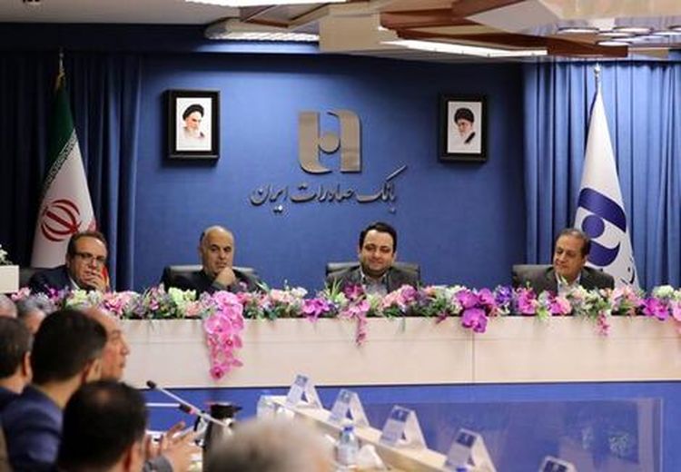 ​نشست مشترک مدیران عامل بانک صادرات ایران و ایران‌ خودرو 