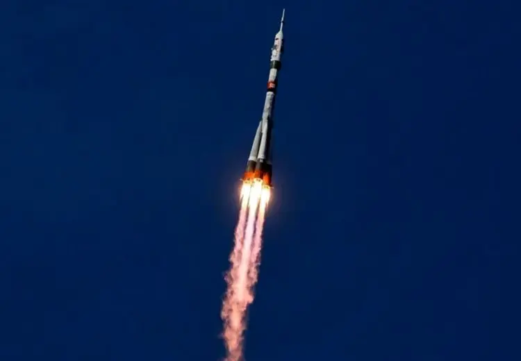 روسیه از پرتاب موفقیت آمیز یک موشک ماهواره بر به فضا خبر داد