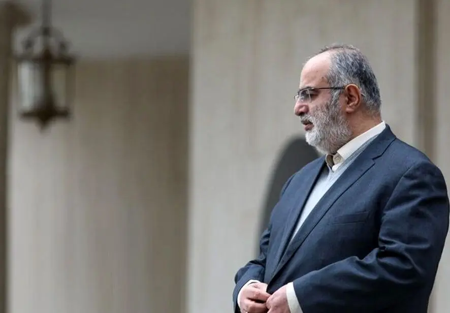  حسام الدین آشنا: برخی می‌خواستند با بالن در آسمان تهران، مردم را شنود کنند!