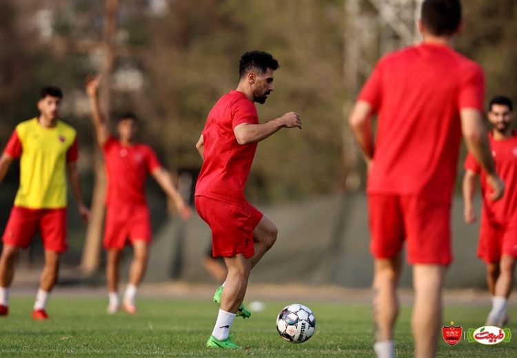 ۱۰ بازیکن جدید به تمرینات پرسپولیس اضافه شدند