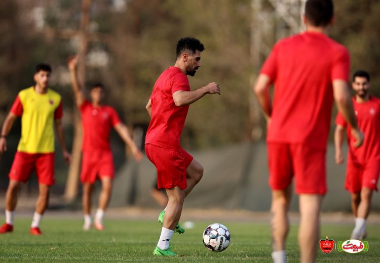 ۱۰ بازیکن جدید به تمرینات پرسپولیس اضافه شدند