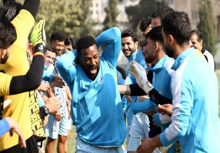 ستاره‌های استقلال حسابی کتک خوردند! + عکس