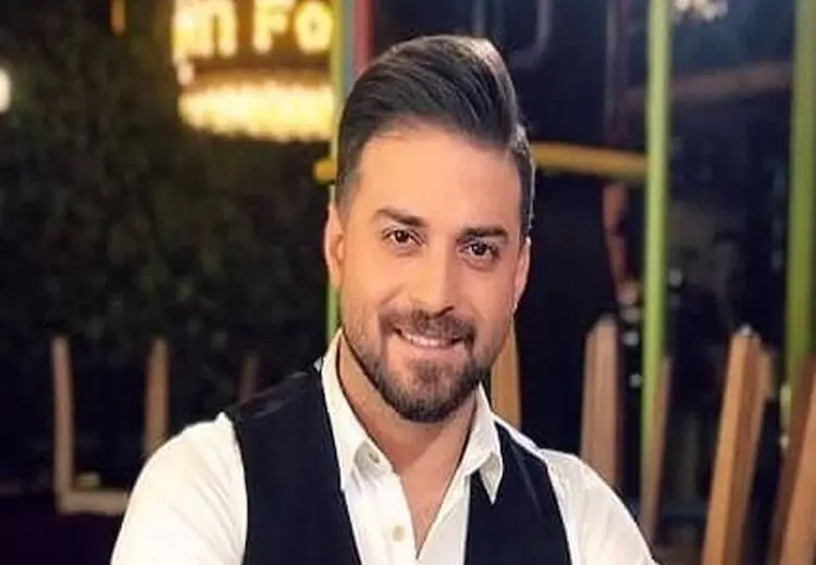 گریه خواننده معروف در کنسرت همزمان با شایعه طلاقش + فیلم