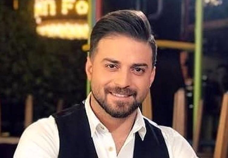 گریه خواننده معروف در کنسرت همزمان با شایعه طلاقش + فیلم