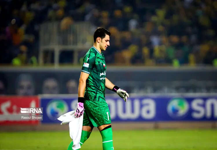 دروازه بان جدید پرسپولیس ۳۰ میلیارد آب می‌خورد؟!