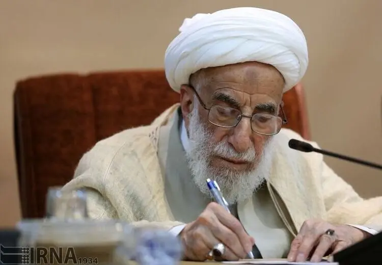 آیت‌الله جنتی یک سال دیگر دبیر شورای نگهبان باقی ماند
