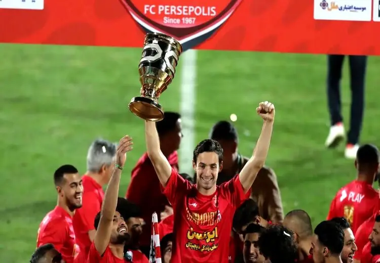 تمدید شبانه گولسیانی با پرسپولیس + عکس