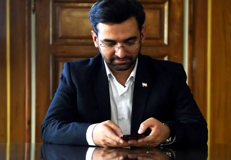 واکنش آذری جهرمی به گمانه ها درباره نامزدی‌اش