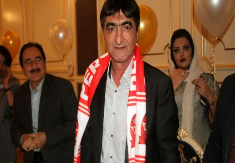 کنایه سنگین ناصر محمدخانی به بازیکنان تیم‌ملی + عکس