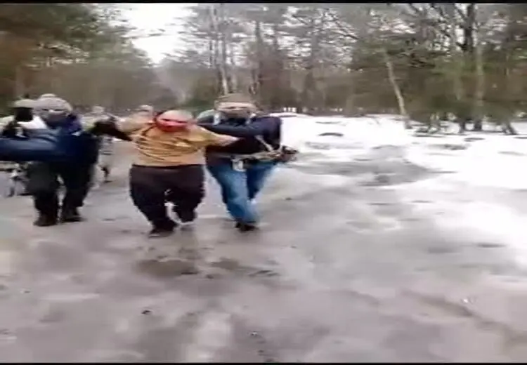 لحظه دستگیری سومین عامل عملیات تروریستی مسکو با صورت خونین (۱۸+)