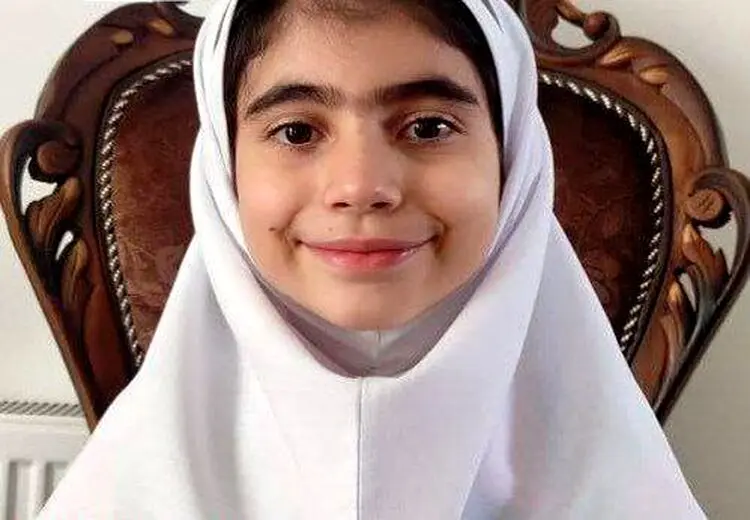 دختر 8 سالۀ شهرکردی بهترین کد‌نویس جهان شد