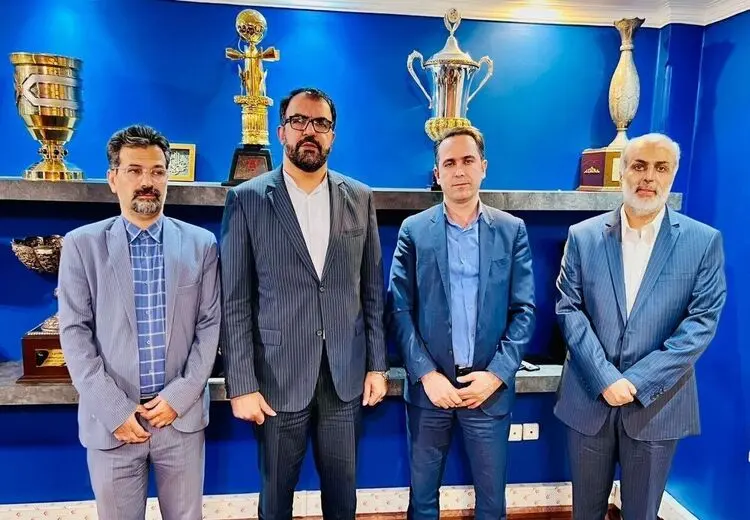 9 مدیر در ۵ سال!/ در استقلال چه خبر است؟