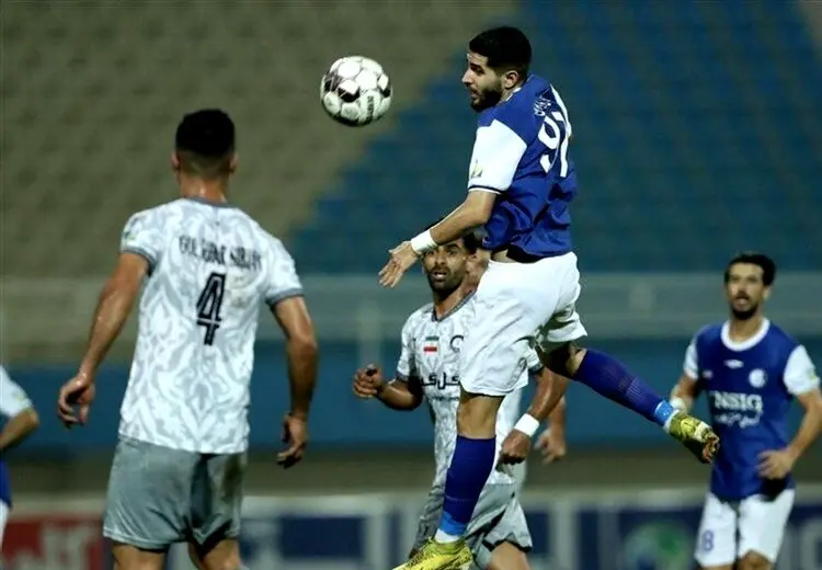 یک مدافع دیگر استقلال هم دربی را از دست داد