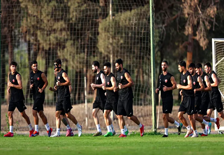 قرارداد بازیکنان پرسپولیس با رقم یک میلیارد در سازمان لیگ ثبت شد!
