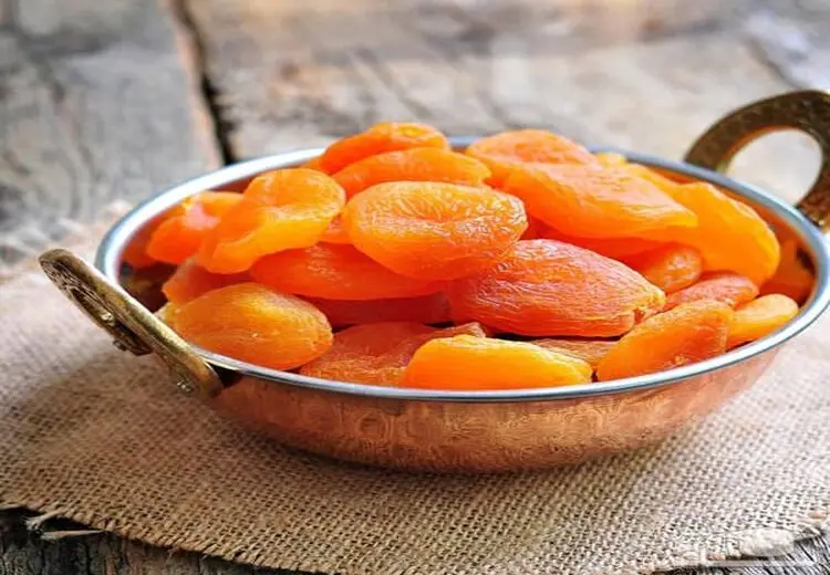 فواید فروان برگه زردآلو برای رفع یبوست، کم‌خونی و تنظیم فشارخون