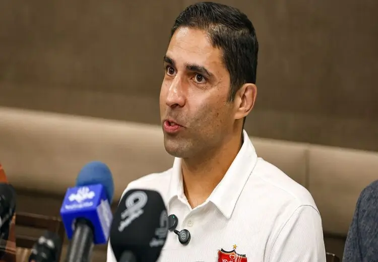 وحید هاشمیان: رگیلون پیشنهاد پرسپولیس را رد کرد/ ۲ بازیکن به خاطر رعایت سقف بودجه نیامدند