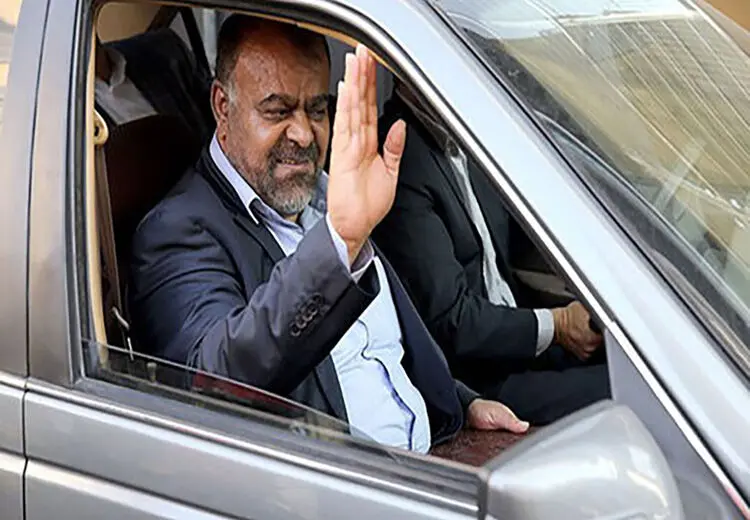 جنجال سنگ قبر "رستم قاسمی" + عکس