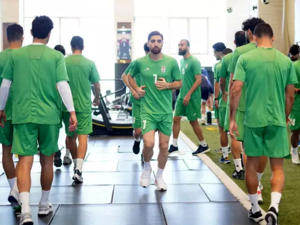 میهمان ویژه اردوی تیم ملی فوتبال + عکس