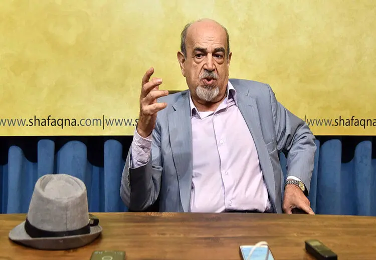 محکومیت مدیر مسئول روزنامه اعتماد به ۶ ماه زندان و پرداخت ۱۵۰ میلیون ریال جریمه نقدی