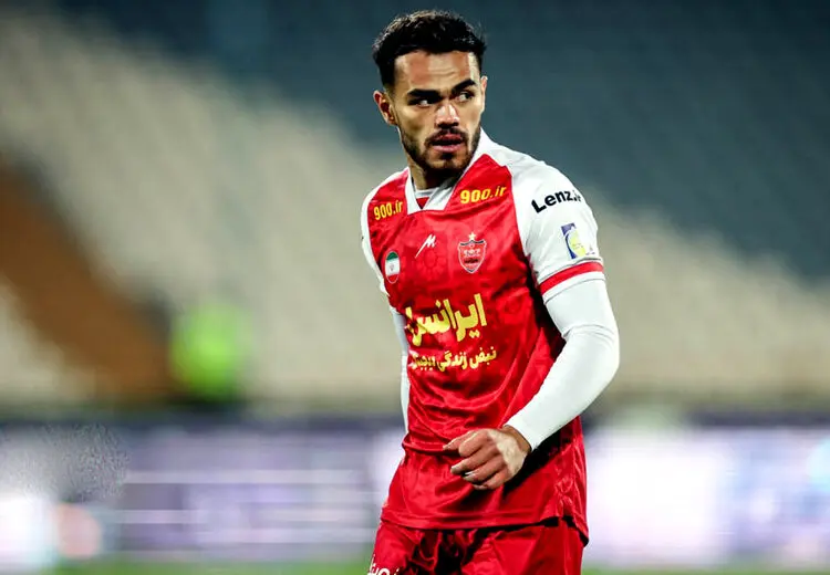 لحظه استرس بزرگ پرسپولیس برای اورونوف