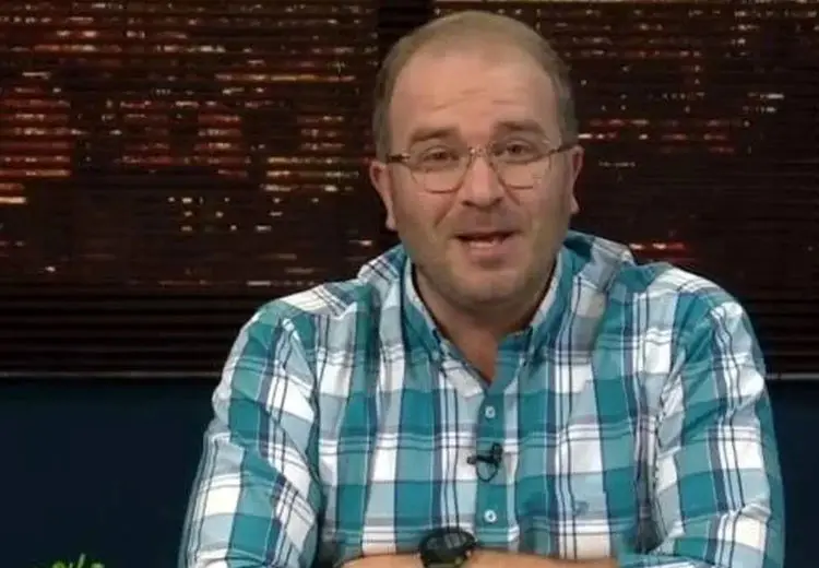 خودت را می‌بخشی آقای مجری؟! /شهامت عذرخواهی داری؟