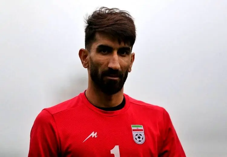 شاعری بیرانوند برای هواداران زن پرسپولیس + عکس