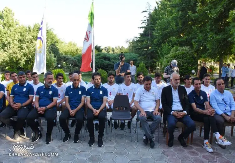 اقدام عجیب سرمربی تیم ملی/ همه پرسپولیسی‌ها خط خوردند!