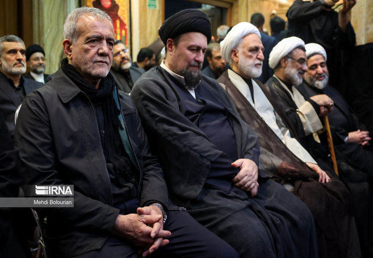 چه کسانی در مراسم ختم پدر قائم مقام دفتر رهبر انقلاب حضور داشتند؟/ عکس
