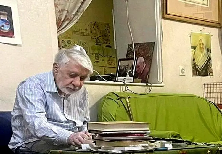دیدار نماینده پزشکیان با میرحسین موسوی
