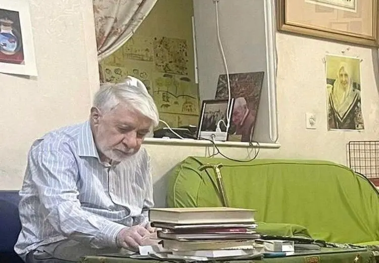 دیدار نماینده پزشکیان با میرحسین موسوی
