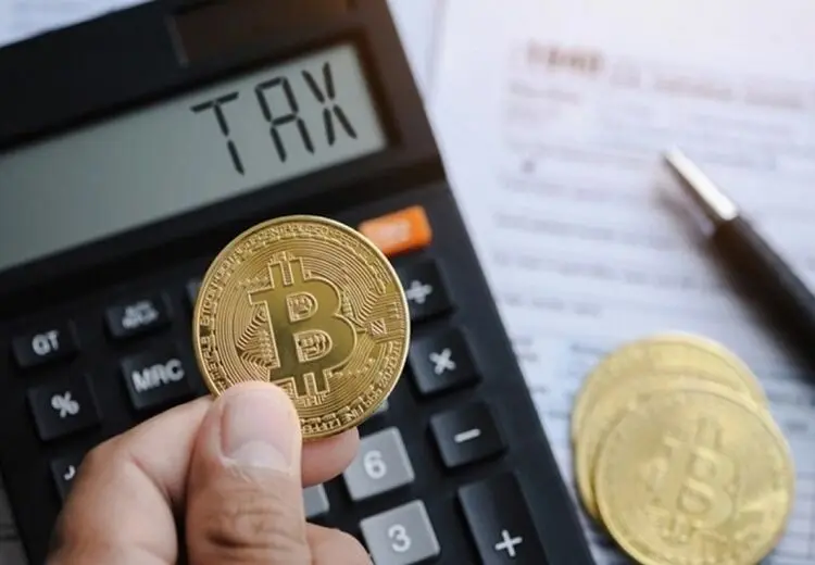کاهش قیمت بیت‌کوین/ احتمال سقوط بیشتر وجود دارد؟